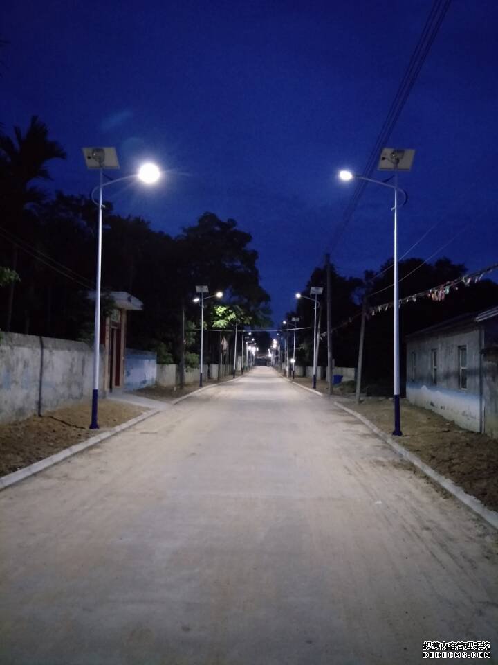 萬寧市后安鎮(zhèn)太陽能路燈工程項(xiàng)目